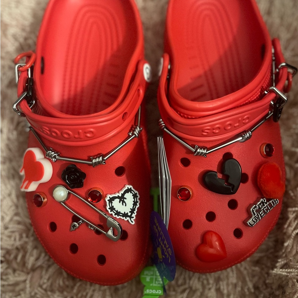 Karol G Crocs